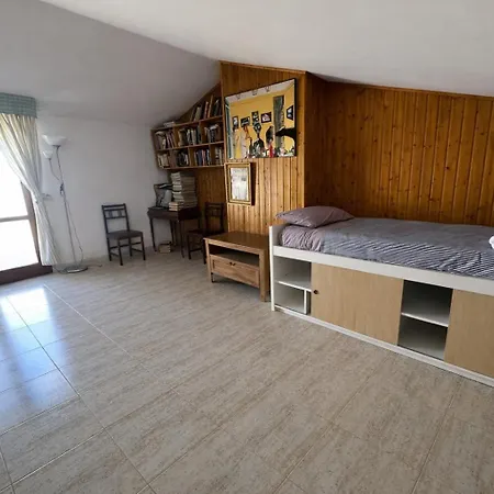 Amplio Y Cómodo A 15 Minutos Del Centro Con Piscina Y Pistas De Tenis *