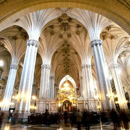 Amplio Y Cómodo A 15 Minutos Del Centro Con Piscina Y Pistas De Tenis * Saragoça