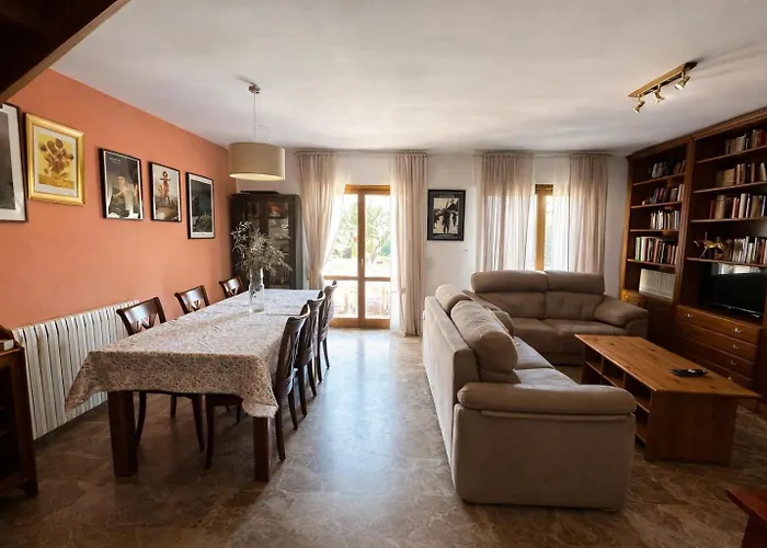 Amplio Y Cómodo A 15 Minutos Del Centro Con Piscina Y Pistas De Tenis Casa de Férias Saragoça