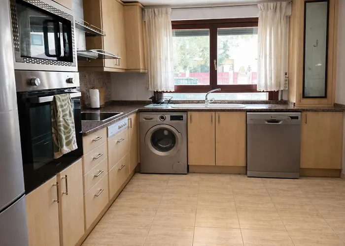 Casa de Férias Amplio Y Cómodo A 15 Minutos Del Centro Con Piscina Y Pistas De Tenis